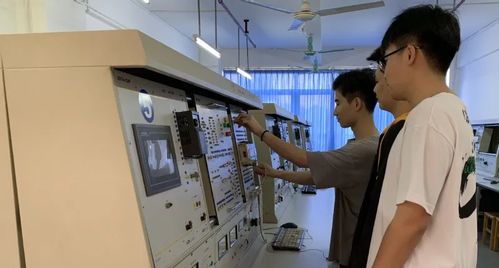 智能之星，點燃未來 廣州華立科技職業學院電力與智能制造學院攜手?？藗愃闺姎夤灿⒉? />
</a>
<span><a href=